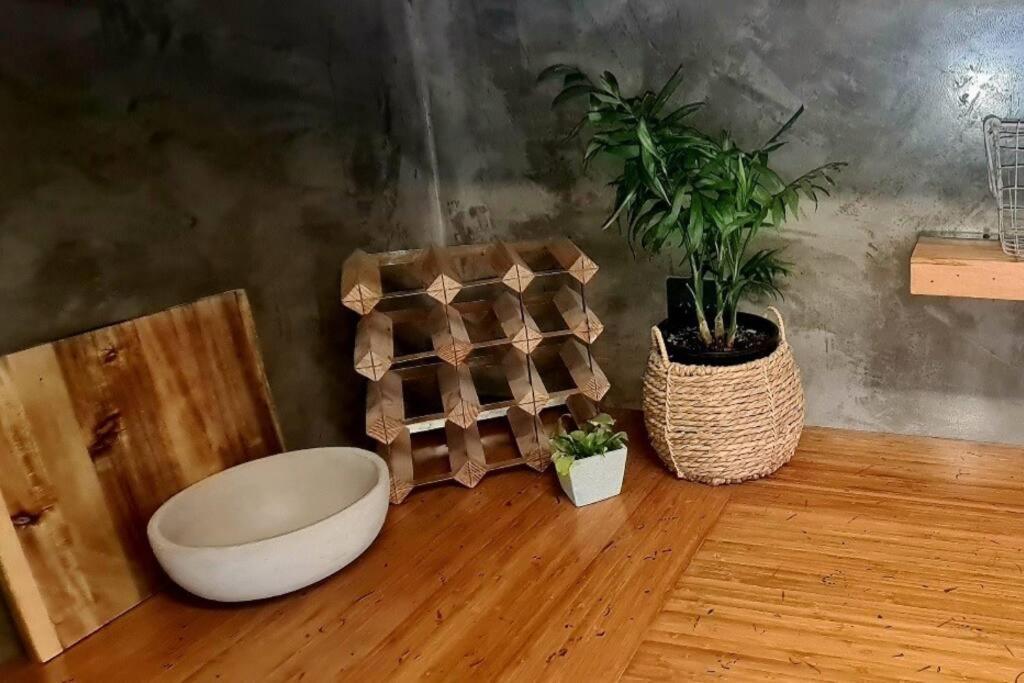 Apartment 5 - Haddin Court - Modern Loft Style Μπλένχαϊμ Εξωτερικό φωτογραφία